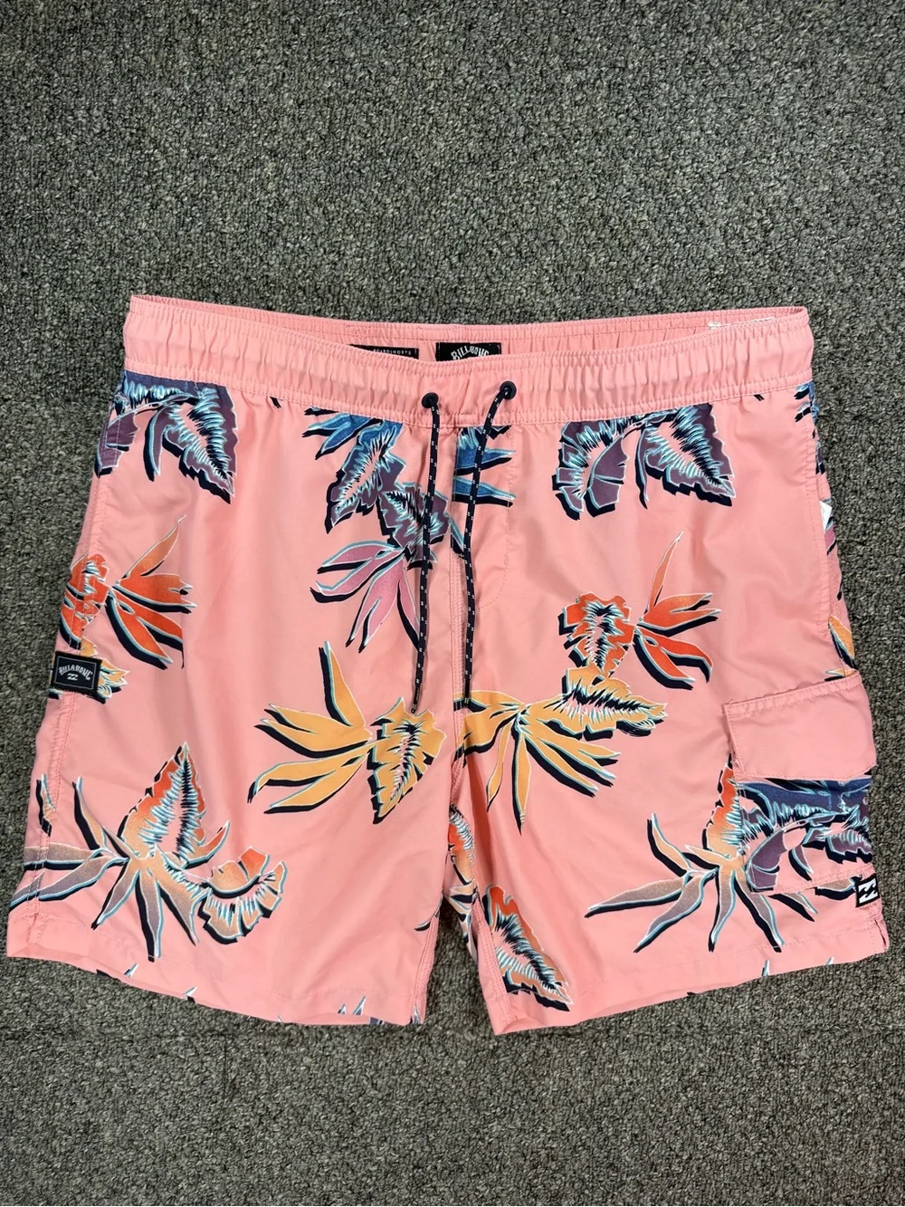 Billabong Recycler Boardshorts Men’s XL Floral Built-in Bottle Opener